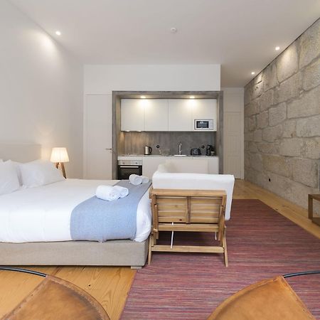 Lovelystay - Rico'S Apartment - Almada 2º F Porto Bagian luar foto