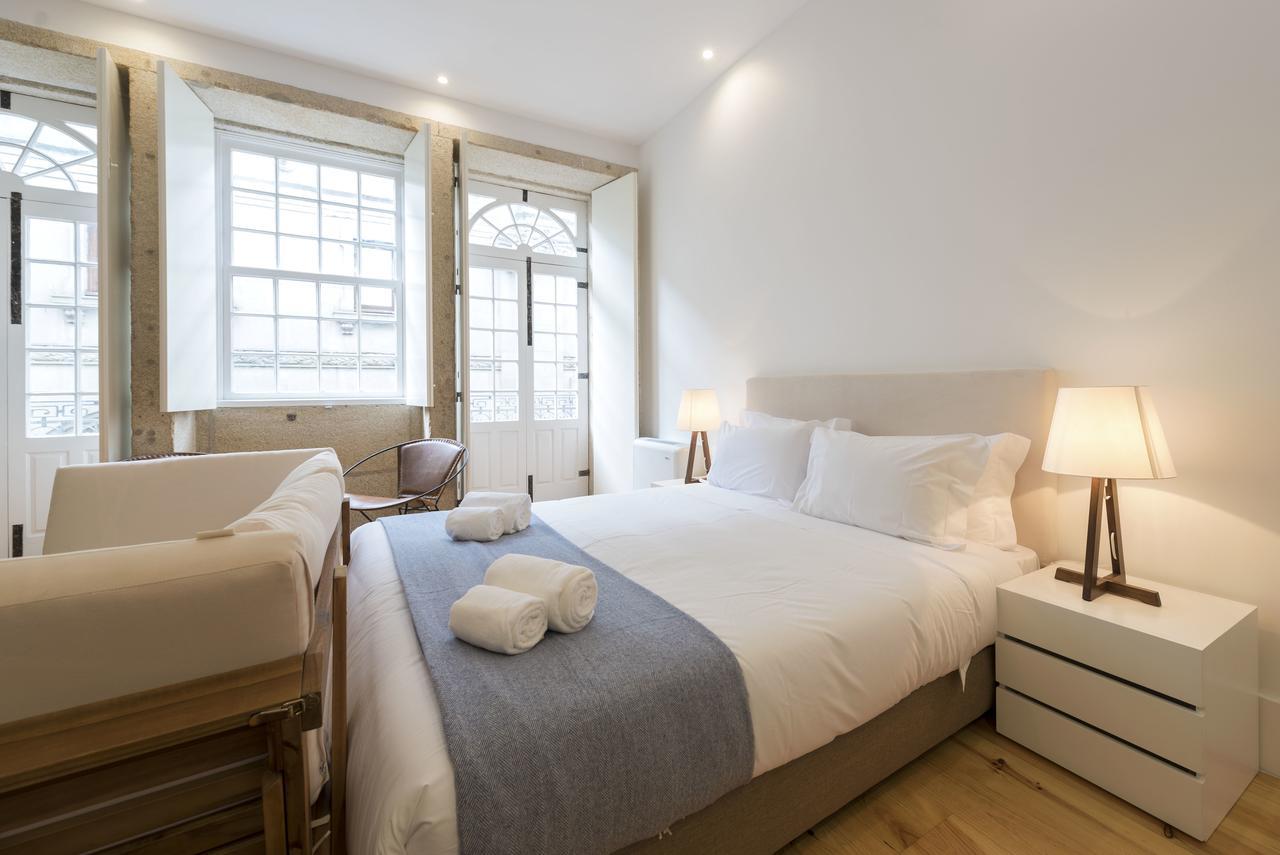 Lovelystay - Rico'S Apartment - Almada 2º F Porto Bagian luar foto