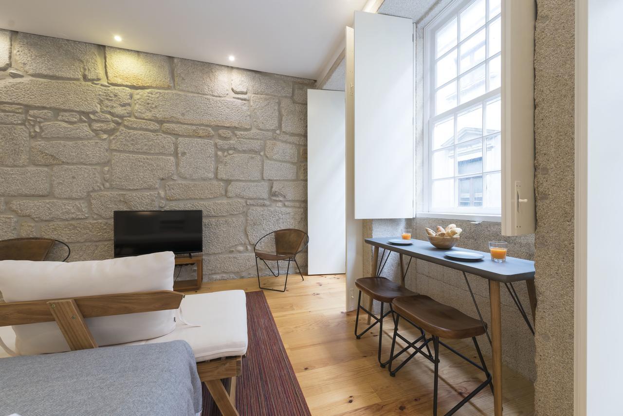 Lovelystay - Rico'S Apartment - Almada 2º F Porto Bagian luar foto