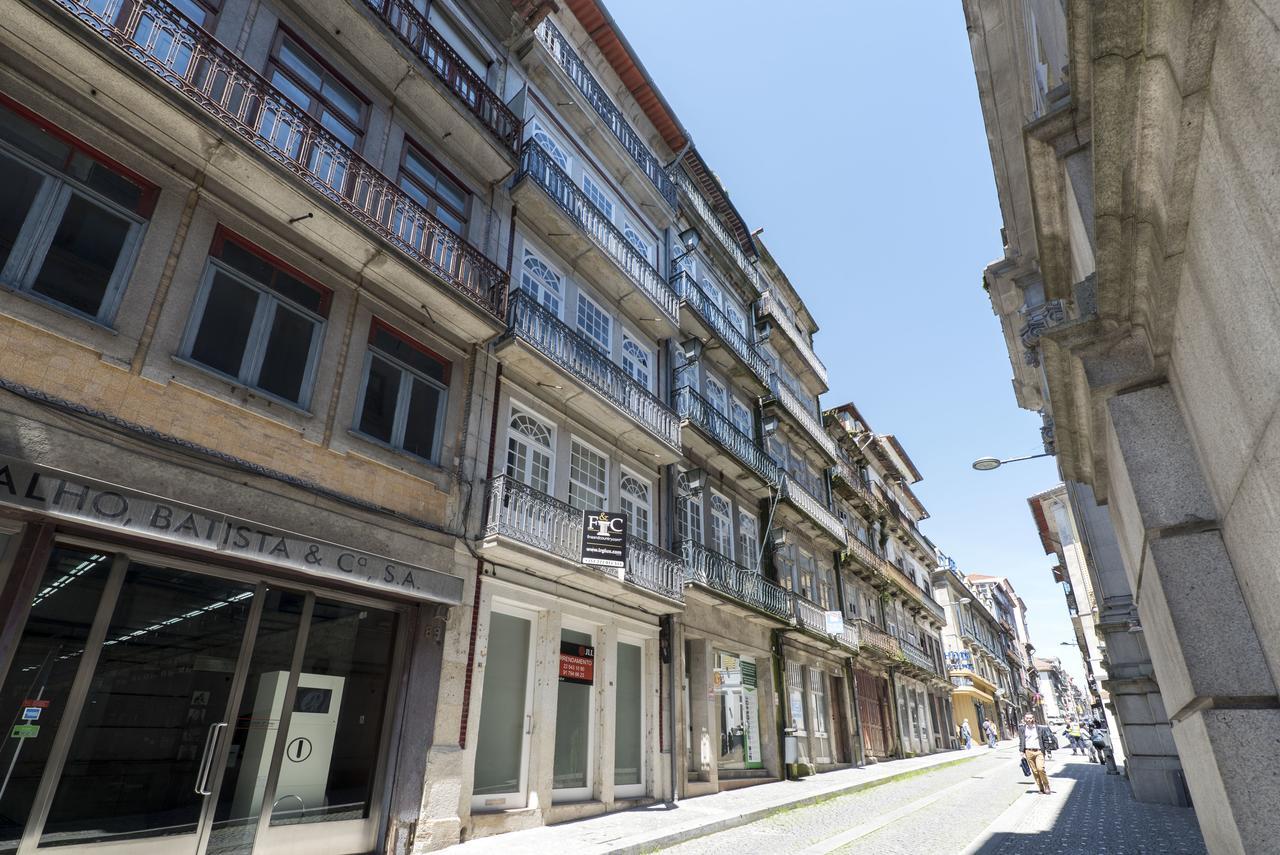 Lovelystay - Rico'S Apartment - Almada 2º F Porto Bagian luar foto